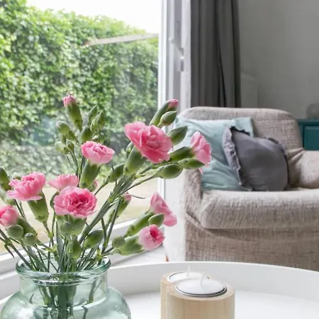 Knus Tuin-appartement Vlakbij Nijmegen Voor 2 Personen Lägenhet *