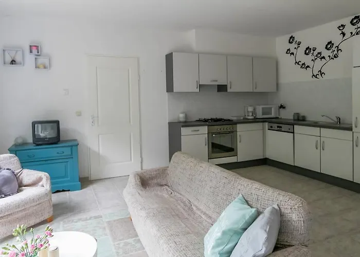 Knus Tuin-appartement Vlakbij Nijmegen Voor 2 Personen Апартаменты *