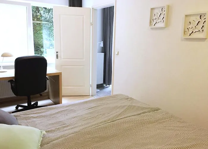 Апартаменты Knus Tuin-appartement Vlakbij Nijmegen Voor 2 Personen *